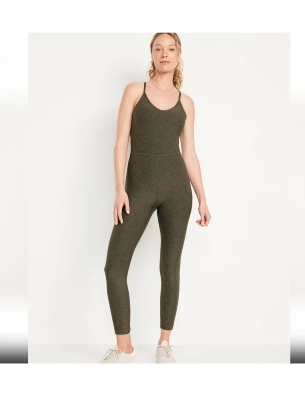 Old Navy, Green Cloud+ Sleeveless 7/8
Bodysuit